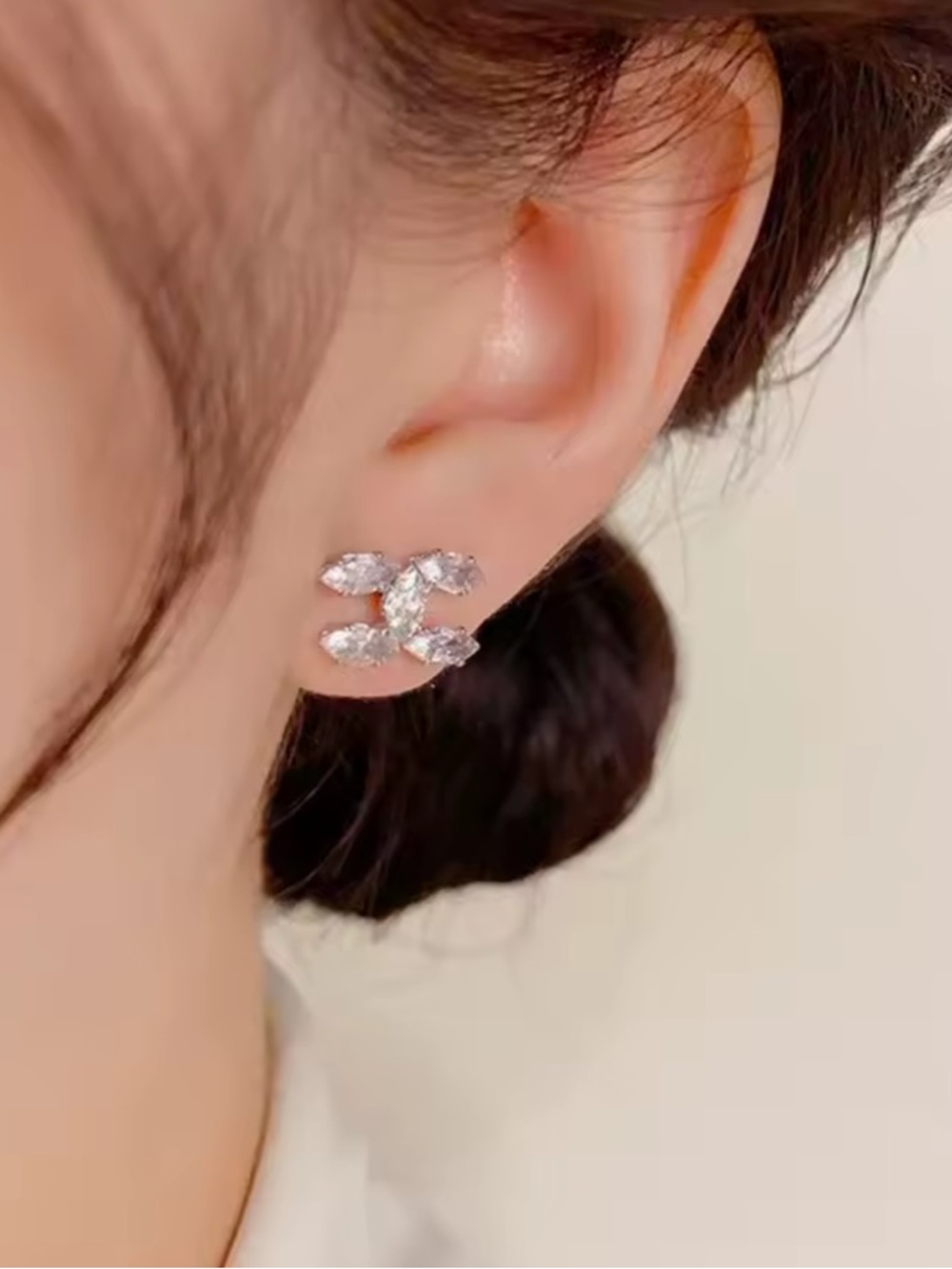 Double C multi stone luxury fashion earrings - Picture 5 of 7